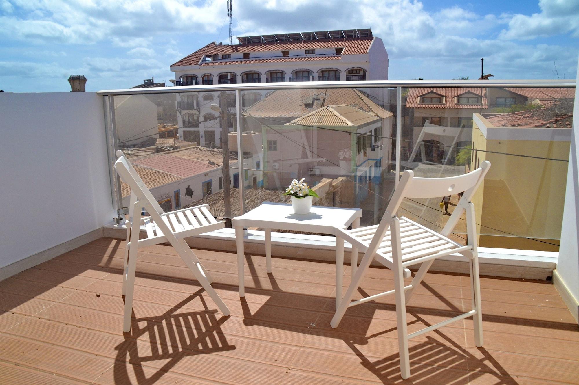 Ouril Hotel Julia Santa Maria Εξωτερικό φωτογραφία
