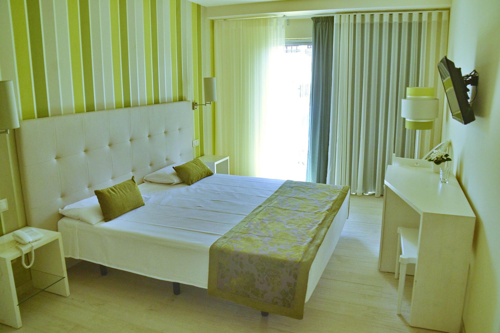 Ouril Hotel Julia Santa Maria Εξωτερικό φωτογραφία