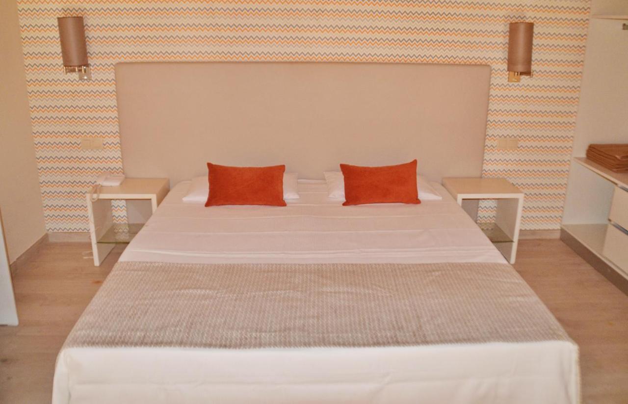 Ouril Hotel Julia Santa Maria Εξωτερικό φωτογραφία